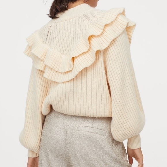 H&M Flounce Ruffle Sweater Blogger Fave - Picture 3 of 10